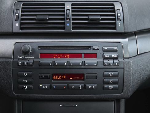 Used 2002 BMW M3 Coupe image 42