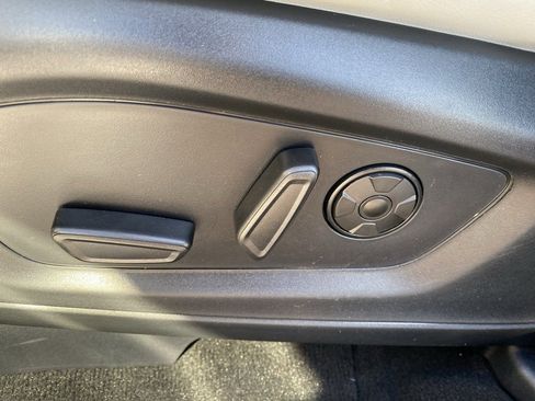 New 2026 Ford Explorer Platinum w/ LUX Leather Package image 15