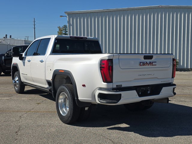 Used 2024 GMC Sierra 3500 Denali w/ Denali Reserve Package AWD/4WD image 3
