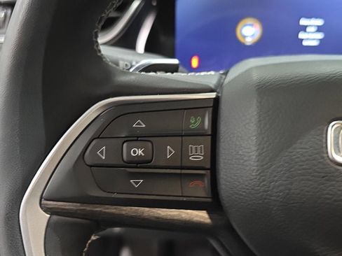 Used 2024 Jeep Grand Cherokee Limited image 13