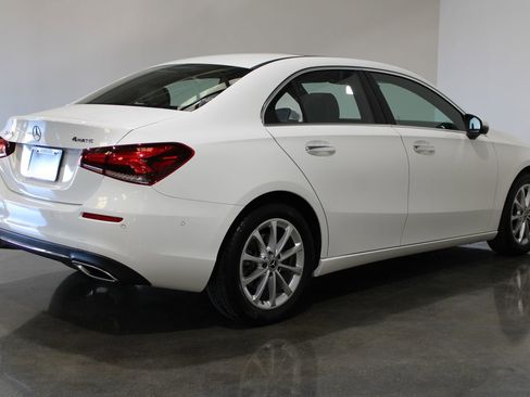 Used 2022 Mercedes-Benz A 220 4MATIC image 11