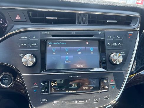 Used 2015 Toyota Avalon Limited FWD image 19