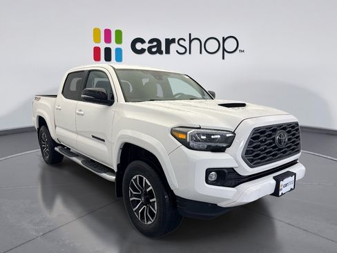 Used 2023 Toyota Tacoma TRD Sport w/ Black Out Package (TMS) AWD/4WD image 7