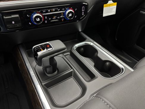 New 2026 GMC Sierra 1500 Elevation w/ Elevation Premium Package AWD/4WD image 28