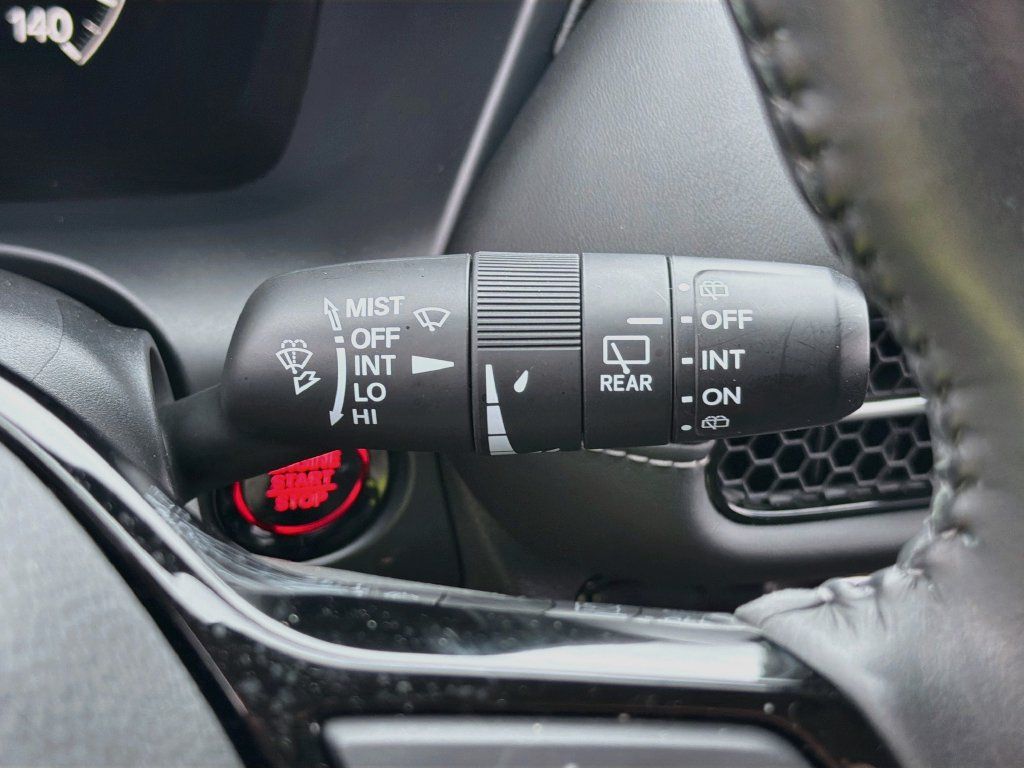 Used 2025 Honda HR-V EX-L image 22