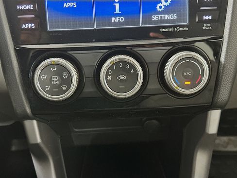 Used 2016 Subaru Forester 2.5i Premium image 23