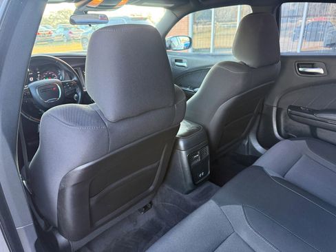 Used 2019 Dodge Charger SXT w/ Plus Group image 31