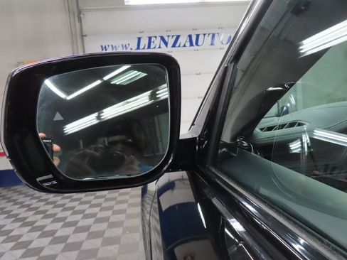 Used 2024 Jeep Grand Cherokee L Overland w/ Luxury Tech Group IV AWD/4WD image 61