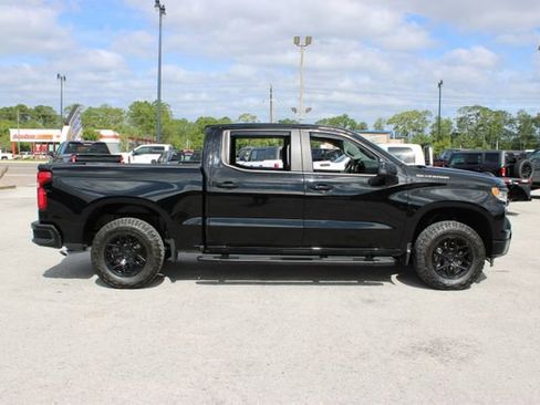 Used 2024 Chevrolet Silverado 1500 RST AWD/4WD image 13