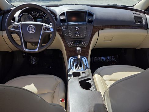 Used 2013 Buick Regal Premium image 12