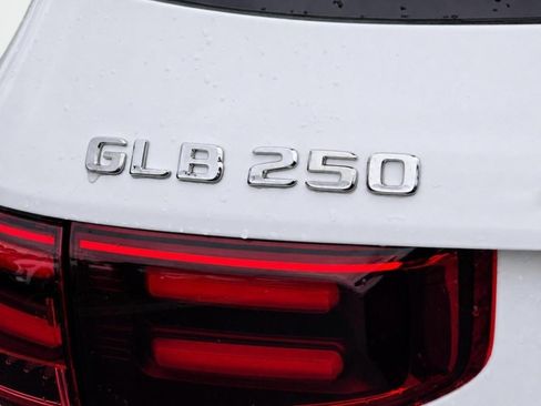 New 2026 Mercedes-Benz GLB 250 4MATIC image 31