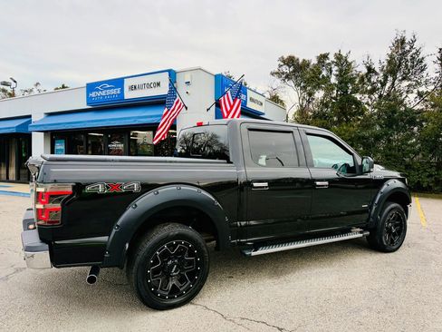 Used 2015 Ford F150 XLT w/ Equipment Group 302A Luxury image 9