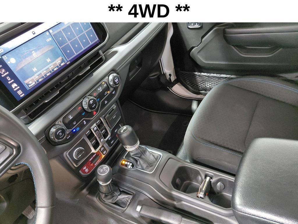 Certified 2024 Jeep Wrangler Unlimited Rubicon 4xe AWD/4WD image 5