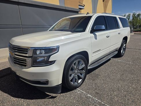 Used 2015 Chevrolet Suburban LTZ AWD/4WD image 10