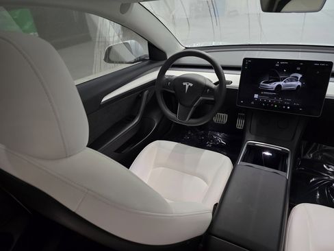 Used 2023 Tesla Model 3 Performance image 31