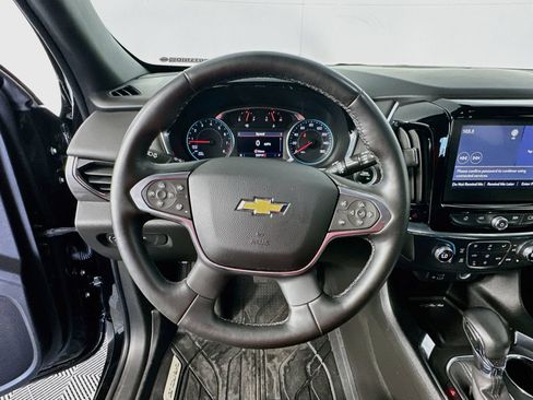 Used 2023 Chevrolet Traverse LT w/ LT Premium Package AWD/4WD image 11