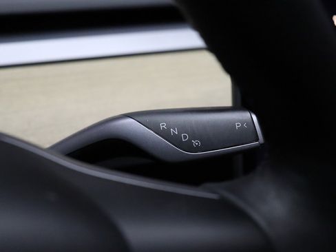 Used 2023 Tesla Model 3 Standard Range image 40