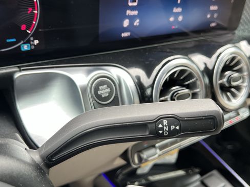 Certified 2025 Mercedes-Benz GLB 250 4MATIC image 26