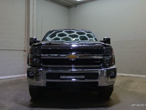 Used 2015 Chevrolet Silverado 2500 LT w/ LT Convenience Package AWD/4WD image 26