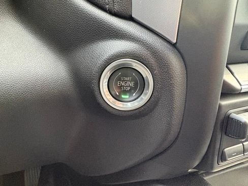 Used 2020 GMC Sierra 1500 Elevation w/ Elevation Value Package AWD/4WD image 26