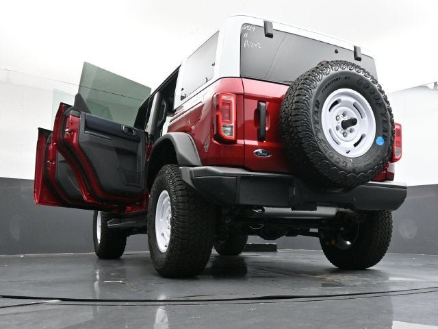 Used 2025 Ford Bronco Heritage Edition AWD/4WD image 38