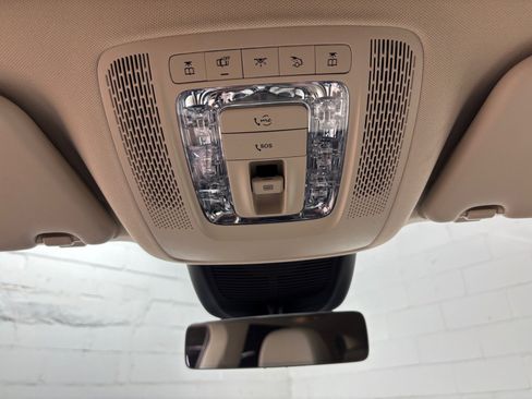 Used 2022 Mercedes-Benz GLE 350 4MATIC image 12
