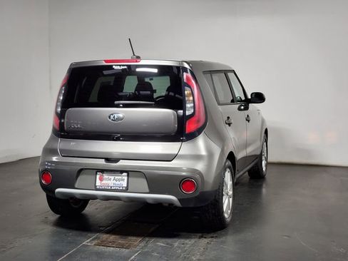 Used 2019 Kia Soul + image 25