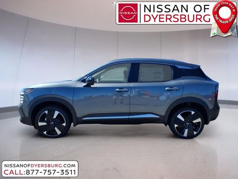 New 2026 Nissan Kicks SR w/ SR Premium Package FWD image 6