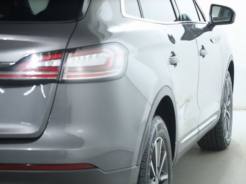 Used 2021 Lincoln Nautilus AWD image 45