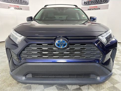 Used 2022 Toyota RAV4 XLE w/ Convenience Package AWD/4WD image 9