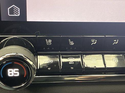 Certified 2023 Chevrolet Colorado Z71 w/ Z71 Convenience Package 2 image 24