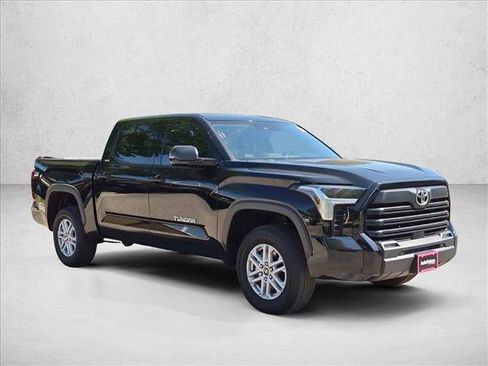 Used 2024 Toyota Tundra SR5 w/ SR5 Convenience Package AWD/4WD image 3
