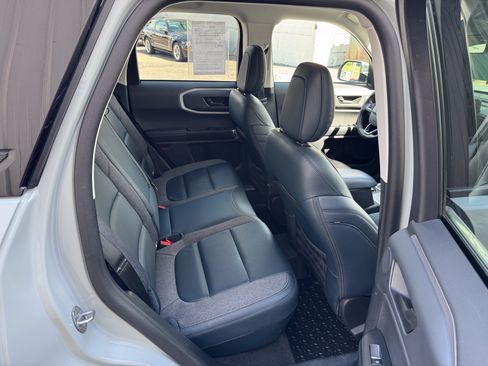 Used 2023 Ford Bronco Sport Outer Banks w/ Tech Package AWD/4WD image 29