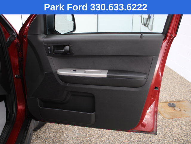 Used 2010 Ford Escape XLT FWD image 20