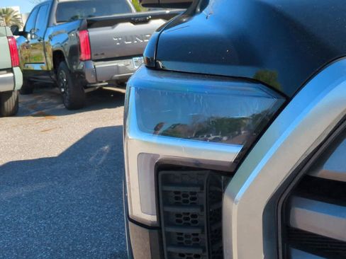 Used 2024 Toyota Tundra Limited image 10