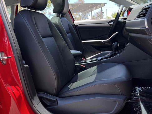 Used 2020 Volkswagen Jetta SE image 45