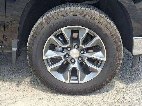 Used 2026 Chevrolet Silverado 1500 LT AWD/4WD image 24