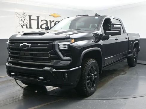 New 2026 Chevrolet Silverado 2500 High Country w/ High Country Premium Package AWD/4WD image 12