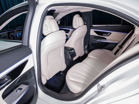 New 2026 Mercedes-Benz E 350 Sedan image 28