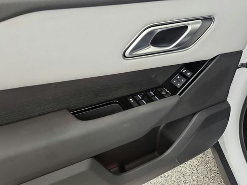 Used 2024 Land Rover Range Rover Velar Dynamic SE AWD/4WD image 16