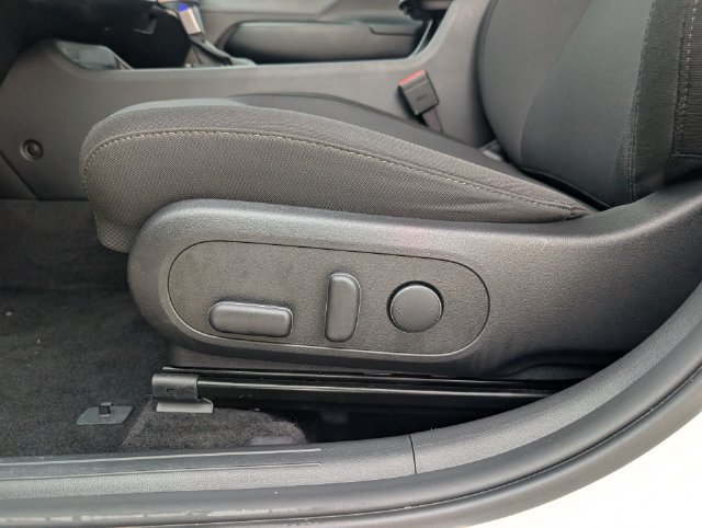 Used 2025 Hyundai Kona SEL FWD image 20