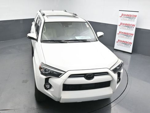Used 2023 Toyota 4Runner SR5 Premium w/ Moonroof Package AWD/4WD image 26