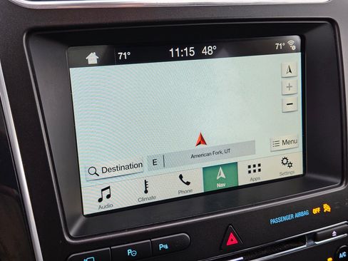 Used 2018 Ford Explorer Platinum image 27