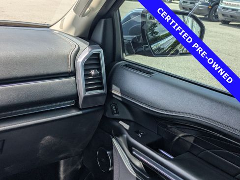 Certified 2019 Ford Expedition Platinum RWD image 17