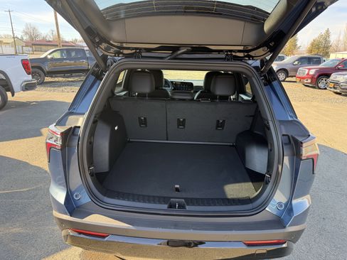 New 2026 Chevrolet Equinox RS w/ Convenience Package III image 6