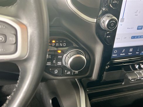 Used 2023 RAM 1500 Big Horn AWD/4WD image 17