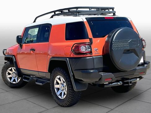 Used 2014 Toyota FJ Cruiser 4WD w/ Upgrade Package image 12