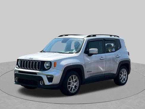 Used 2020 Jeep Renegade Latitude FWD image 6
