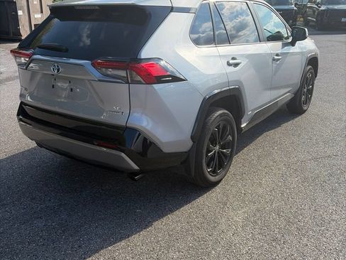 Used 2024 Toyota RAV4 SE w/ Convenience Package AWD/4WD image 4