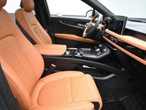 Certified 2022 Lincoln Nautilus Black Label AWD/4WD image 27